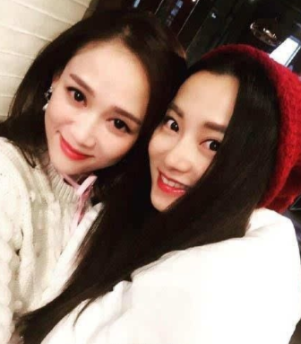 同是「七朵花成員」為什麼陳喬恩這麼紅？　趙小僑曝內幕：「公司從沒為我打造過什麼！」