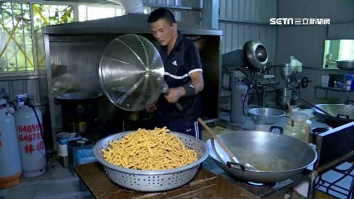 單親爸麻花捲被棄單「韓國瑜霸氣掃2000包」  小琉球店家不滿「1人1訊向韓總抗議」：很不公平