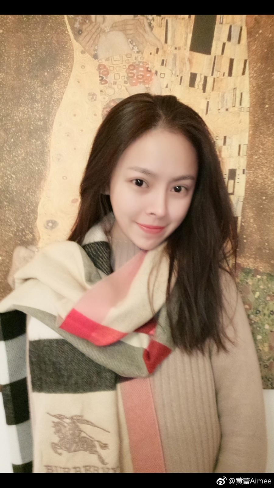 《長江7號》小惡霸長大了！10年後神進化「超跩油頭男孩→長腿美艷女神」全網戀愛：比徐嬌更美