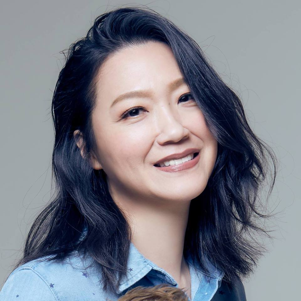 曲家瑞憶「從小父親管教嚴厲」讓她壓抑30年　爸走前囑託「好好顧媽媽」母女感情重回溫