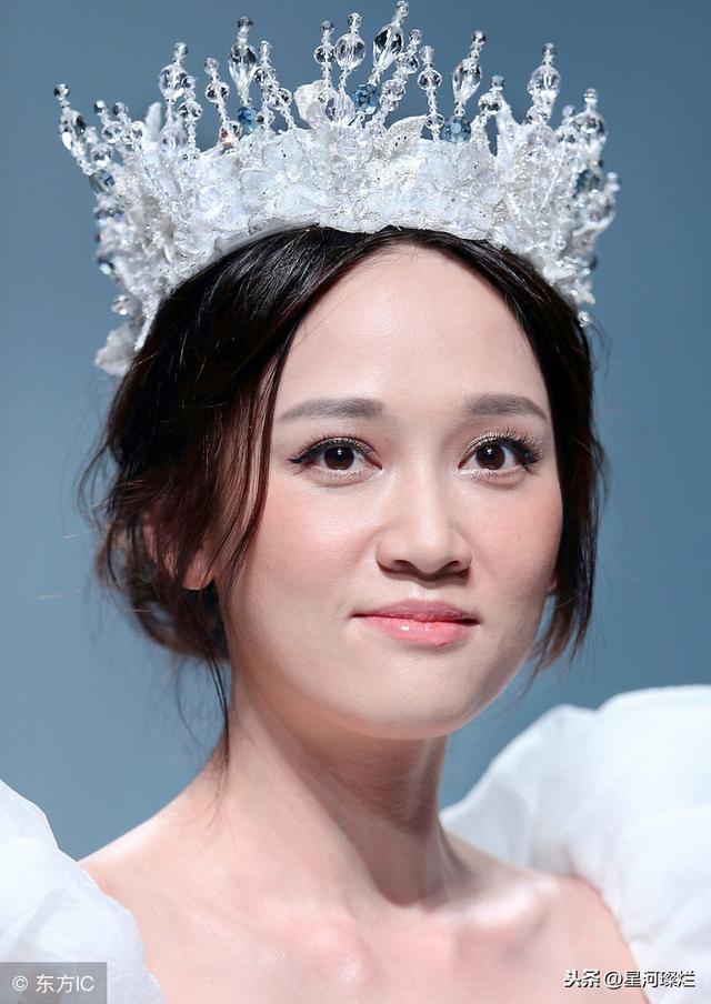一個人也可以過得很幸福！演藝圈「4位黃金盛女」：享受獨處，活在當下