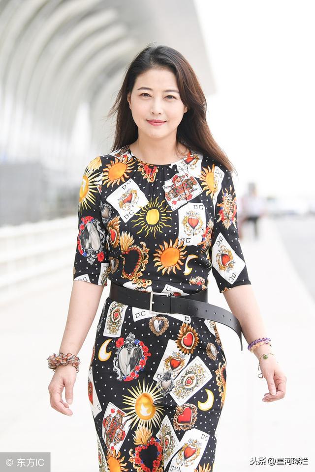 一個人也可以過得很幸福！演藝圈「4位黃金盛女」：享受獨處，活在當下