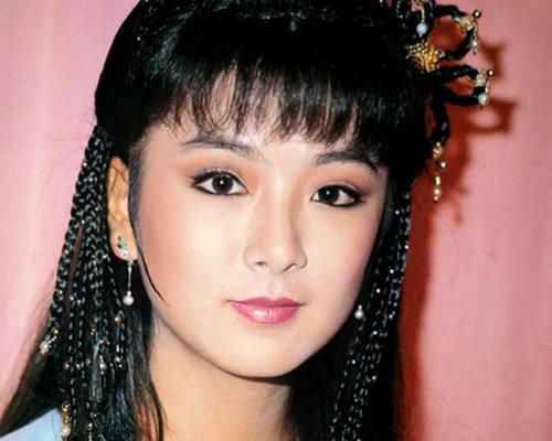 她被瓊瑤認作乾女兒!卻當街「遭男友動手」 為愛曾想「結束生命」 秘婚10年後才曝光