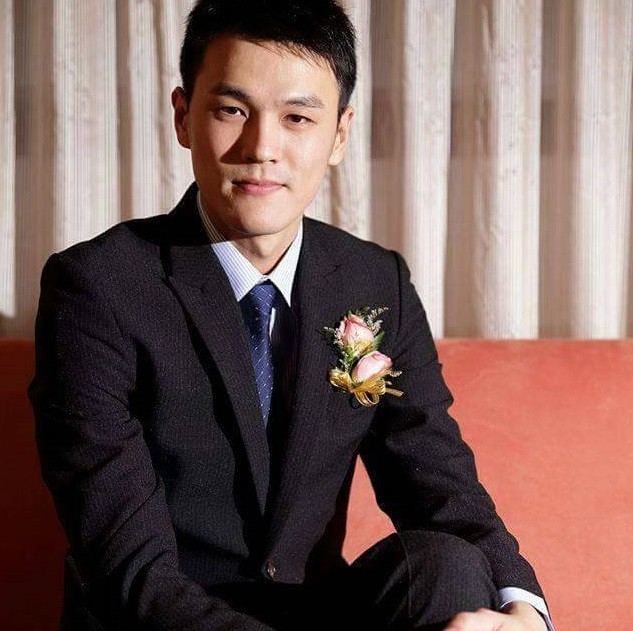 年輕警進餐廳喊話「等下有人來吃飯，錢算我的！」　老闆見到「下秒出現的客人」讚爆：太暖心