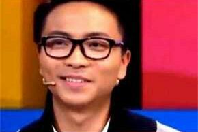 女孩自覺長得醜「只敢晚上約會」！相戀3年男友「從未見過她素顏」　節目上「當場卸妝」男友看呆：賺到了