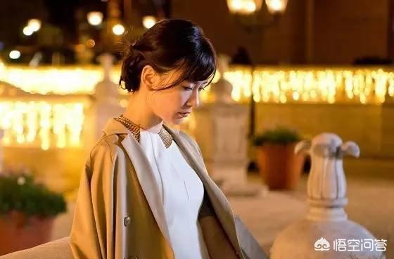 為何冬天下雪日本女生卻「從來不穿羽絨服」？只因「一個原因」讓她們在寒冬穿短裙