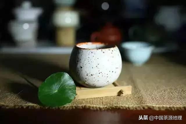人生如茶：頭苦、二甜、三回味