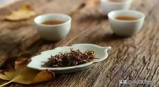 人生如茶：頭苦、二甜、三回味
