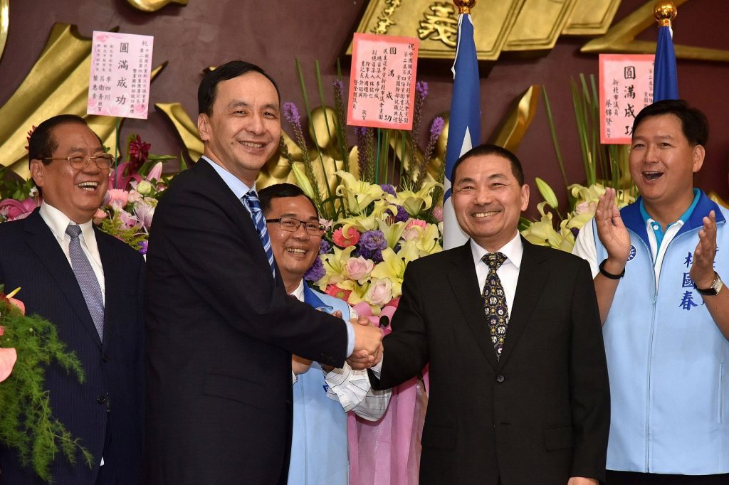 最花錢市長出爐!柯文哲就職「才花15萬」六都最省 韓國瑜98萬「國宴式就職」只能拿第二名