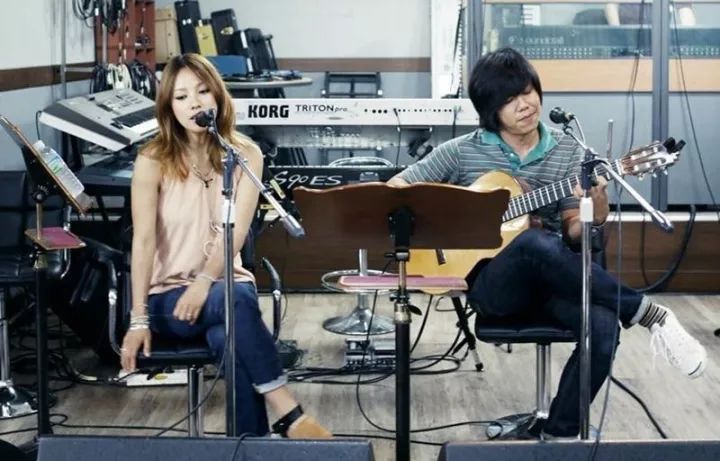 國民天后說自己只有錢!為愛「嫁醜男當農婦」4年後婚姻生活曝光,看完都想結婚了