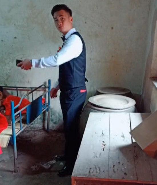 農村辦婚禮「男方卻家徒四壁」!看到「新娘的模樣」後網友:再次相信愛情