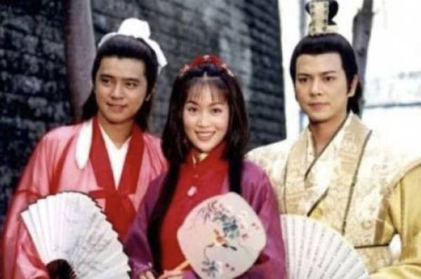 她被譽為「最美祝英台」最後卻嫁給馬文才!結婚18年仍「如熱戀幸福」近照神凍齡