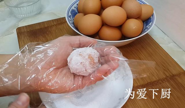 水煮蛋吃膩了？試試雞蛋新做法，比茶葉蛋還好吃
