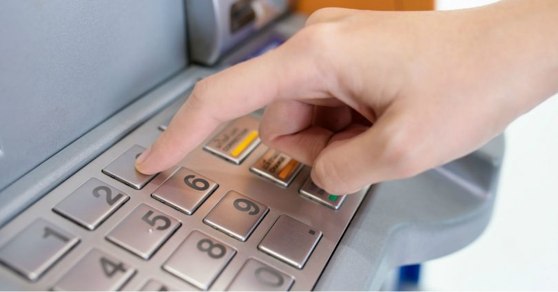 跨行轉帳「手續費分三級」！ATM「轉500元以下」免費   明年實施銀行損失將破億