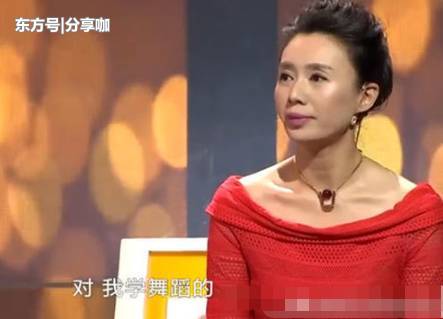 擔心女兒太漂亮受傷害！媽媽「整年不讓她出門」30歲還單身沒對象「女兒一登台」主持人愣了3秒