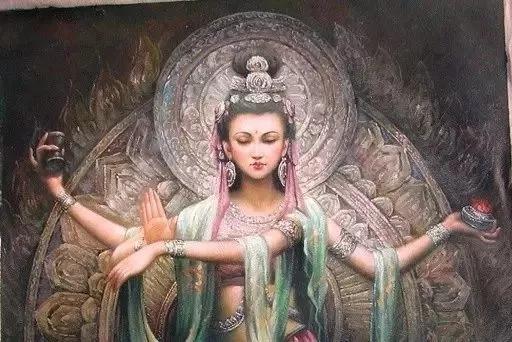 女人每日念此咒七遍！功德利益不可思議　一家人都有大福報