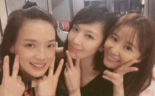 林熙蕾「火辣身材更勝20年前」看不出是二寶媽　「一習慣」讓她膚質好到素顏都美