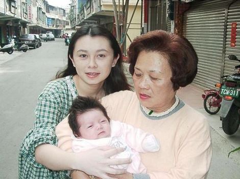 「大小姐」 混血童星18歲了！8歲爆紅全台　10年後進化「中法混血氣質美女」網友又戀愛❤