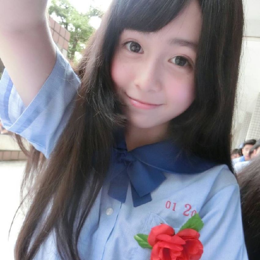 「大小姐」 混血童星18歲了！8歲爆紅全台　10年後進化「中法混血氣質美女」網友又戀愛❤