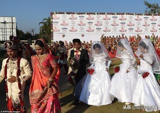  印度鑽石大亨一次嫁掉261個「女兒」 還送每人20萬黃金嫁妝!