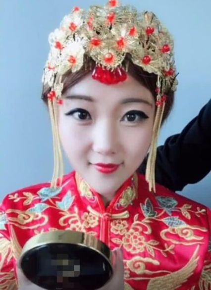 大喜之日！新娘幫自己畫「大熊貓眼線」嚇壞眾人　「睜開眼後反差」美翻全網：高手中的高手