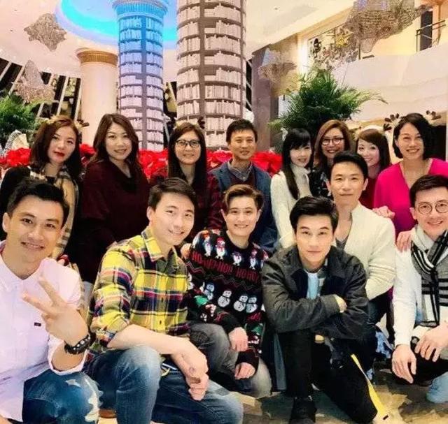 51歲周慧敏罕見曬恩愛! 當年遭背叛選擇原諒…被唱衰「嫁錯人」 如今甜喊「他知道我需要的」