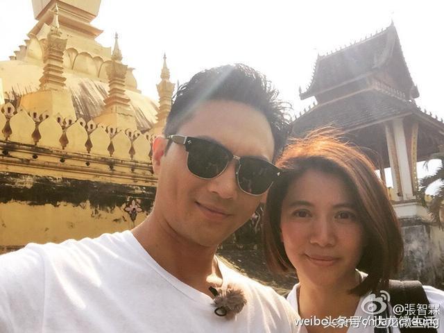 張智霖夫妻「上山拜佛留影」拉近一看顯神蹟　雲中見「觀音菩薩踏蓮降福」：太幸運了
