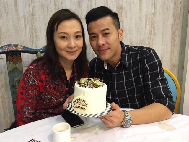 他是香港一線歌手   為「重病妻」放棄事業！四處奔波籌醫藥費 曾崩潰大哭：不願再送她進手術室