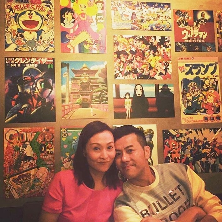 他是香港一線歌手   為「重病妻」放棄事業！四處奔波籌醫藥費 曾崩潰大哭：不願再送她進手術室