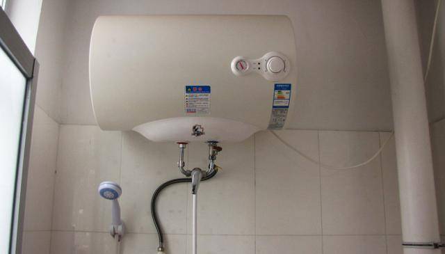 冷氣只排第3！家中「最耗電4大電器排行」出爐　夏季用電高峰「省電有撇步」必學