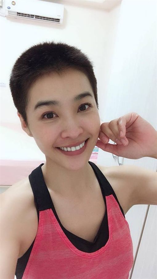 婚變滿1年！小嫻走出陰霾「不再這麼煎熬」　下一秒曖昧「笑談新戀情」 ：蠻替他擔心的