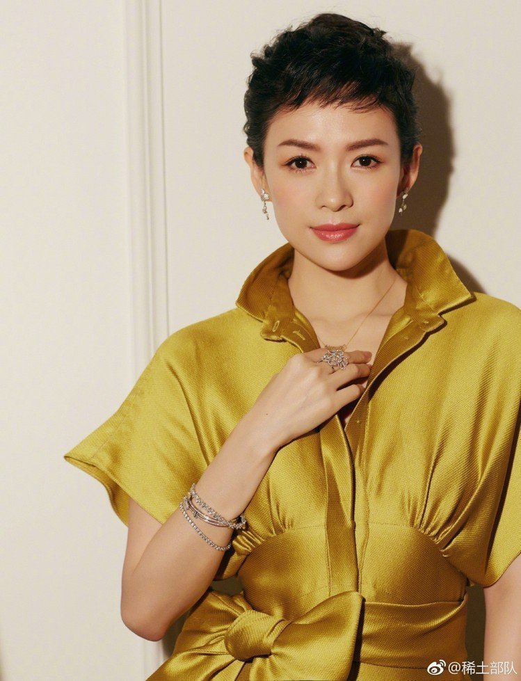 高顏值也撐不了！Angelababy「剪掉飄逸仙女長髮」 往上一看「崩壞鋸齒狀髮型」粉絲崩潰：狗啃的？