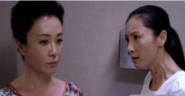 婆婆照顧雙胞胎兒子，3天一桶奶粉卻檢查出營養不良，鄰居的話讓我趕走婆婆