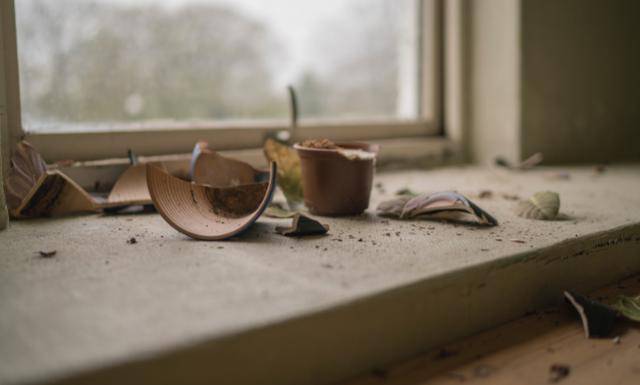 妻子臨產,老公從國外趕回,醫生瞥眼面前老公,當場愣住了