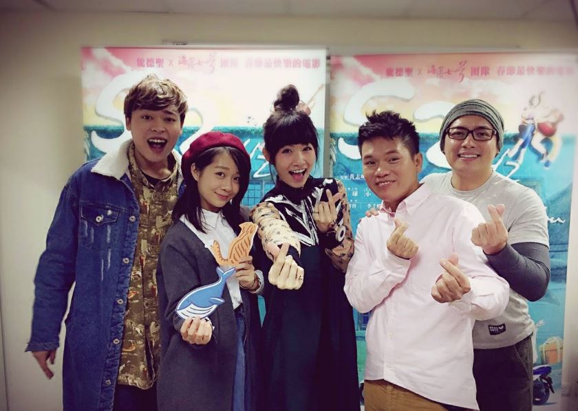 《海角七號》大大長大了！經典「電梯哼歌戲」爆紅　叛逆少女變「23歲甜美電眼女大生」正翻❤