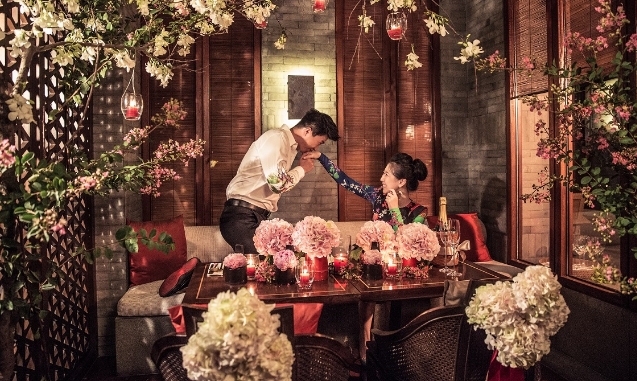 新娘穿上婚紗「凹凸有致」，帘子拉開瞬間....網友：真正的女神！