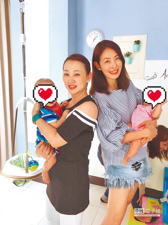 他搭經濟艙秒睡！一醒來「隔壁乘客馬上叫空姐」　抬頭發現「居然是資深女星」秒被暖舉圈粉