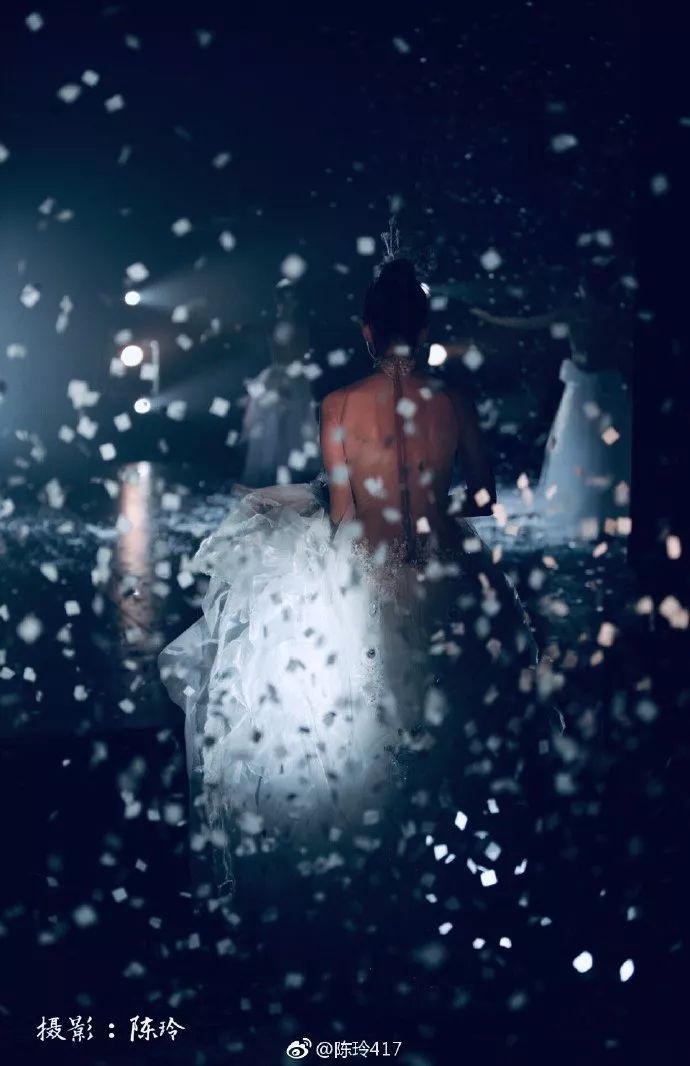 自律的人生有多可怕? 看完「48歲莫文蔚的腿、60歲楊麗萍的美背、49歲許晴的臀」就知道了