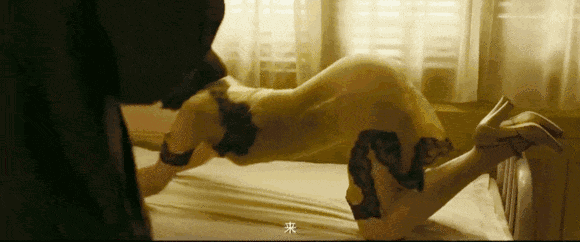 自律的人生有多可怕? 看完「48歲莫文蔚的腿、60歲楊麗萍的美背、49歲許晴的臀」就知道了