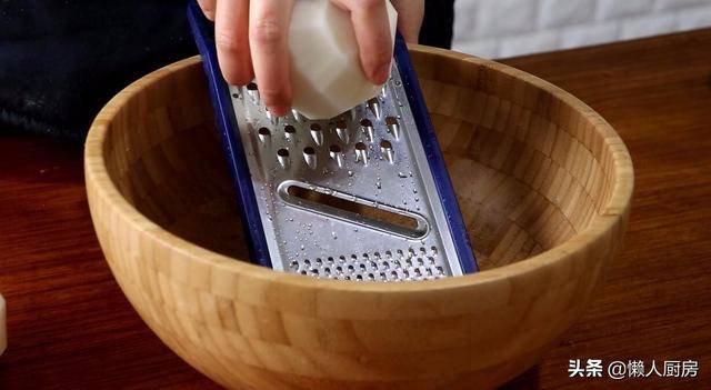「蘿蔔絲餅」新做法真好吃「不揉麵不包餡兒」適合懶人做