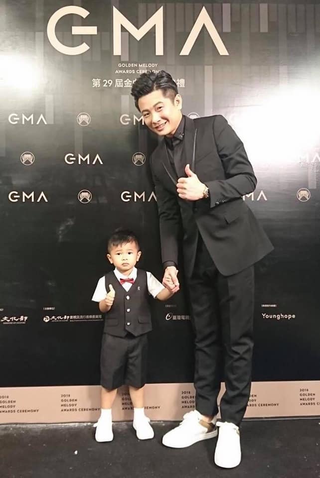  本土男星秘婚3年！與嬌妻「從國中開始交往24年」癡情如一　驚喜公開：已有2歲超Q兒子