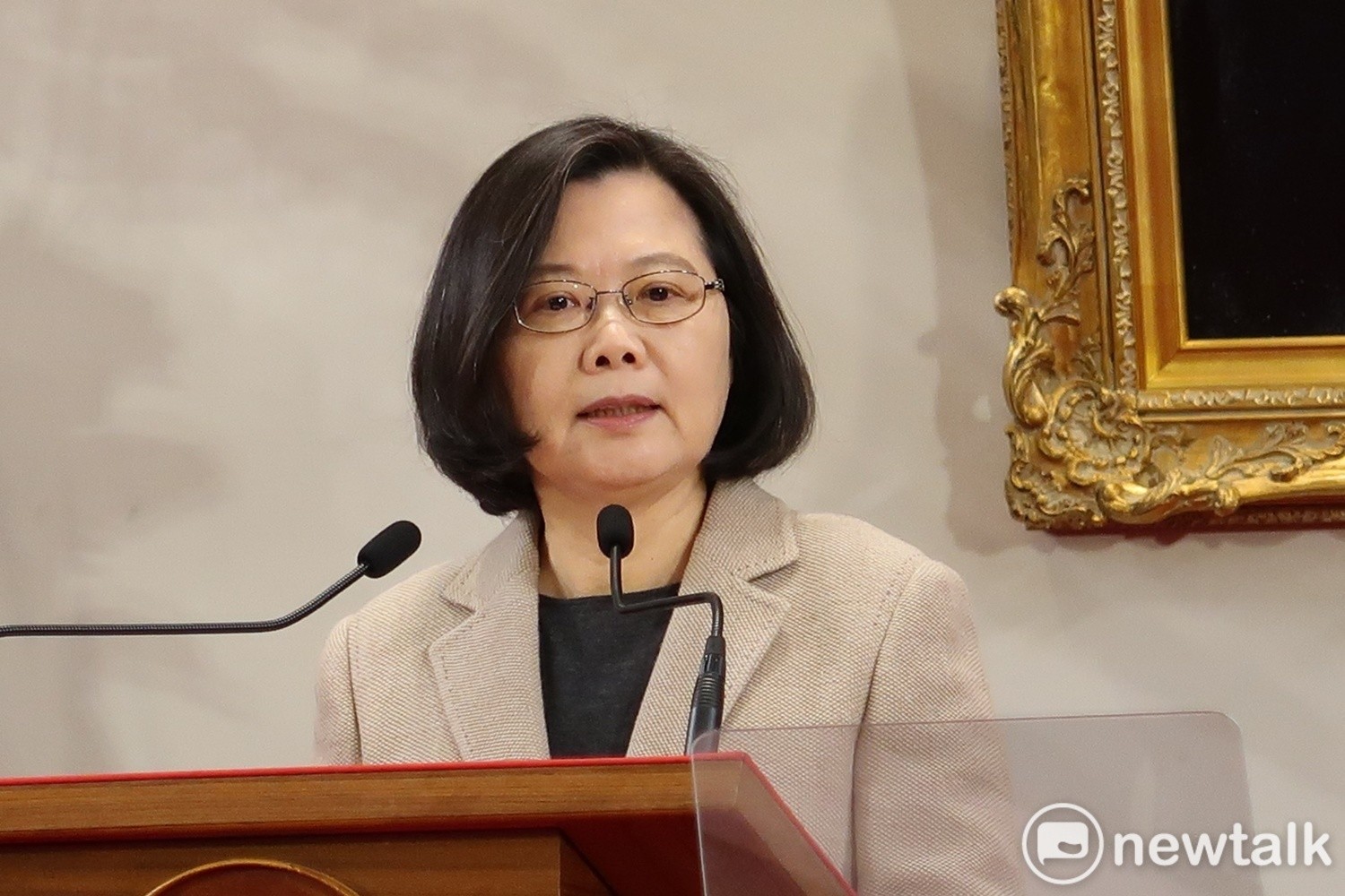  總統交辦！行政院證實「發放補助400億」不發消費券　「3萬以下低薪族可受惠」卻被網友嗆翻