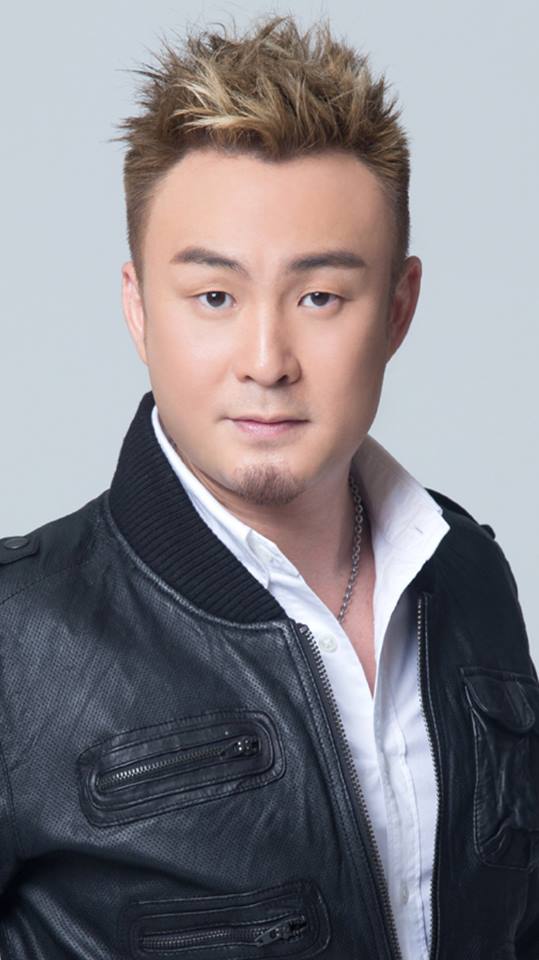 女友開口「借我一百萬」！紅毛霸氣「掏空白支票」任她填　多年後再相遇卻尷尬了