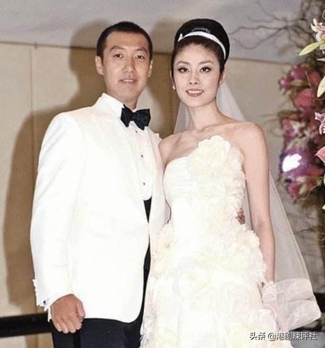 陳慧琳嫁豪門「拒送兒子念貴族學校」只盼快樂長大　與富商老公在一起26年猶如熱戀甜蜜