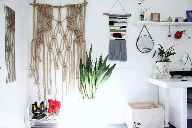 美女搬進山裡「靠撿破爛900天」進行舊屋大改造！老房子搖身一變成「典雅豪宅」結果讓人驚艷