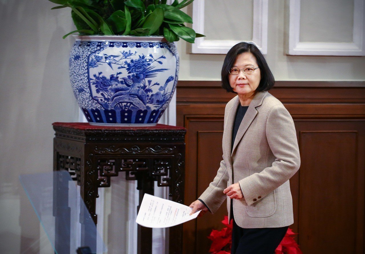 400億紅包不發了！蔡英文發紅利「行政院緊急喊卡」　不給現金「將灑在這3個地方」網友讚翻了