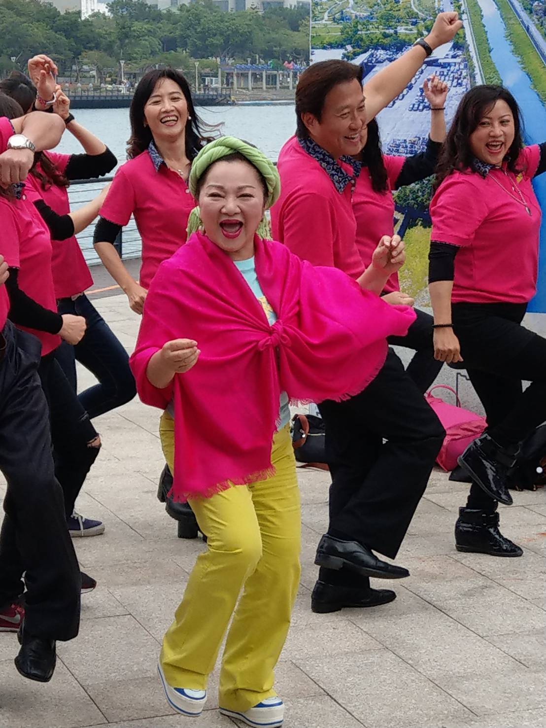 願為高雄行銷！吳宗憲早就寫好歌「不談酬勞只要.....」　他喊話韓國瑜：「有需要我就馬上去」 