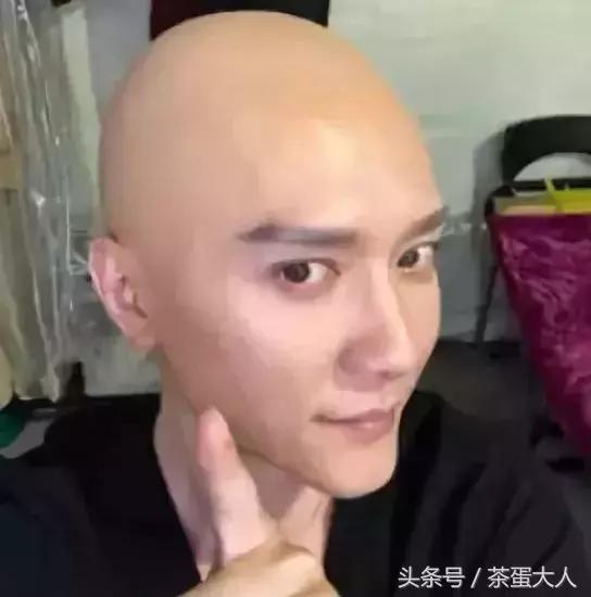 黃曉明光頭59分，霍建華光頭80分，而「他的光頭」給101分都不為過！