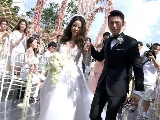 霍建華15年前照片曝光「帥氣堪比木村拓哉」網暴動:不愧台灣第一美男!