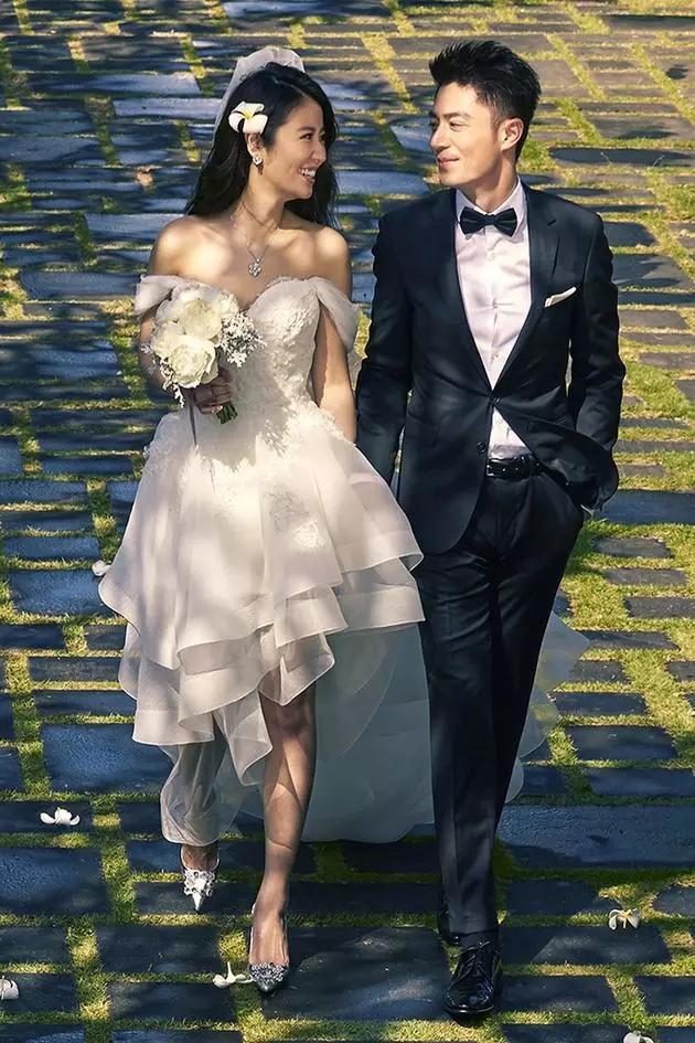 霍建華15年前照片曝光「帥氣堪比木村拓哉」網暴動:不愧台灣第一美男!